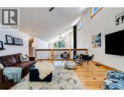 11 Victoria STREET - 31