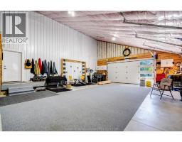 11 Victoria STREET - 33