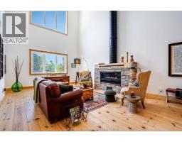 11 Victoria STREET - 5