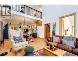 11 Victoria STREET - 7