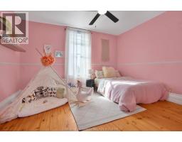 136 KING STREET South - 34