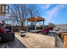12 DONALDA DRIVE - 41