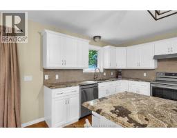 25619 Meadowbrook LANE - 18