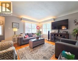 70 DUNVEGAN DRIVE - 15