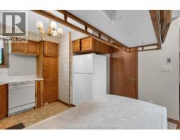 7 Lawson DRIVE - 13
