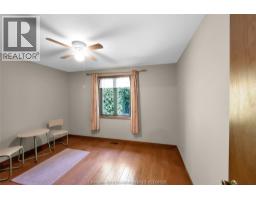 7 Lawson DRIVE - 21