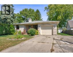 7 Lawson DRIVE - 39