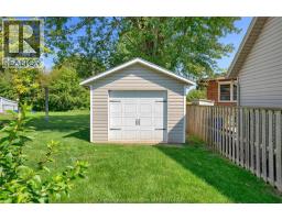7 Lawson DRIVE - 41