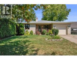 7 Lawson DRIVE - 48