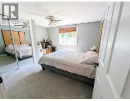 90 ESSEX COURT - 16