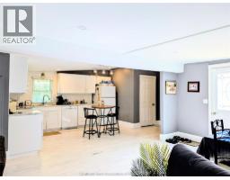 90 ESSEX COURT - 8