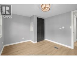 23 REGENCY DRIVE - 17