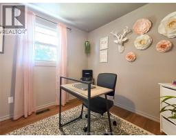 100 Copperfield CRESCENT - 28
