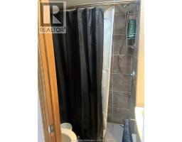 102 Wellington STREET East - 25