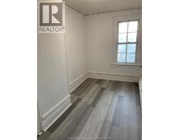 102 Wellington STREET East - 30