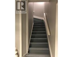 102 Wellington STREET East - 4