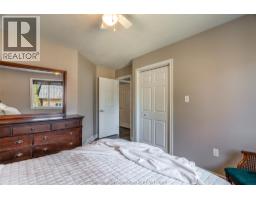 22 MYRTLE STREET - 17