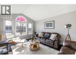 22 MYRTLE STREET - 6