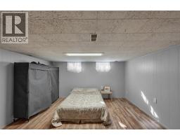 11 Highland DRIVE - 24