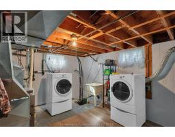 11 Highland DRIVE - 33