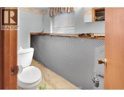 110 CRYSTAL DRIVE - 23