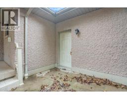 71 PAXTON DRIVE - 14