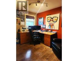 349 Catherine STREET - 14