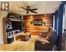349 Catherine STREET - 3