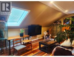 349 Catherine STREET - 30