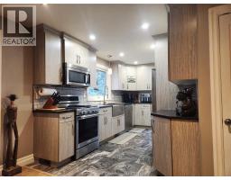 349 Catherine STREET - 8