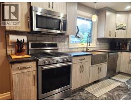 349 Catherine STREET - 9