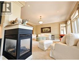 7635 River View LINE - 27