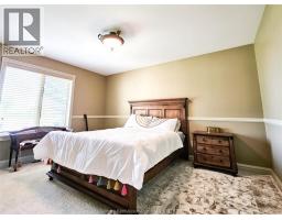 7635 River View LINE - 36