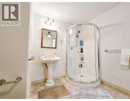 7635 River View LINE - 41