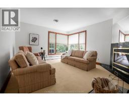 860 Charing Cross ROAD - 25