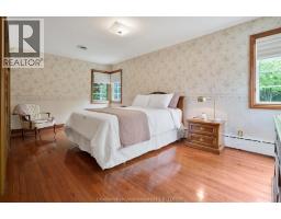860 Charing Cross ROAD - 29