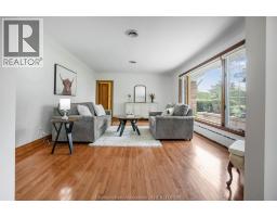 860 Charing Cross ROAD - 6