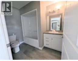 142 Moonstone CRESCENT - 11