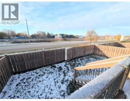 142 Moonstone CRESCENT - 18