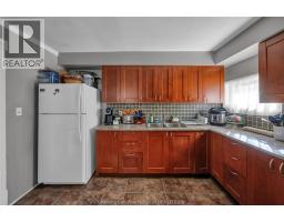 68/70 Elizabeth STREET - 12