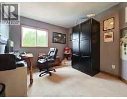 645 McNaughton AVENUE West - 34