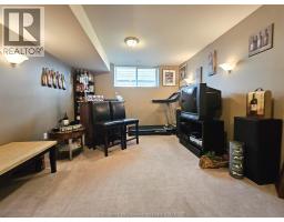 645 McNaughton AVENUE West - 36