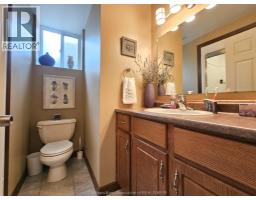 645 McNaughton AVENUE West - 38