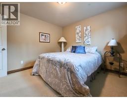 645 McNaughton AVENUE West - 41