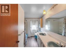 115 Parkwood DRIVE - 33