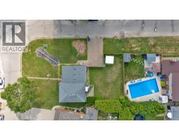 115 Parkwood DRIVE - 47