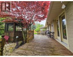 85 LYNNWOOD AVENUE - 31