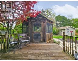 85 LYNNWOOD AVENUE - 33