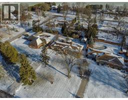 85 LYNNWOOD AVENUE - 43