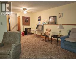 15 MONARCH DRIVE - 15